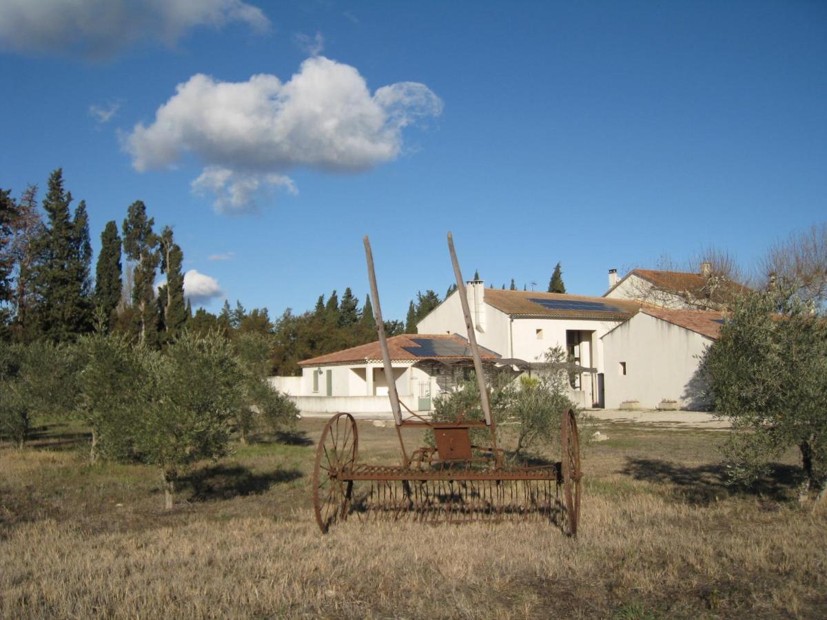 Les Gites Du Mas Canillac Châteaurenard Esterno foto