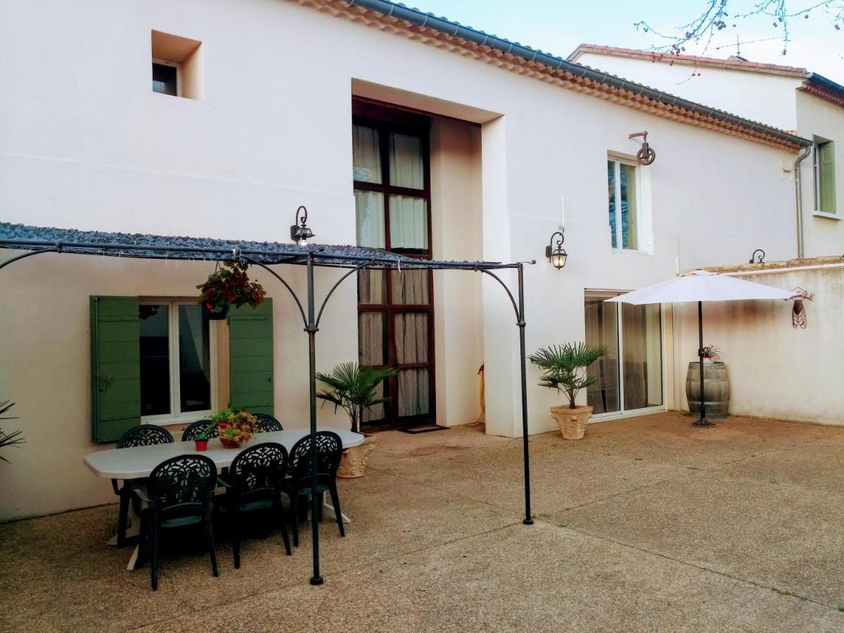 Les Gites Du Mas Canillac Châteaurenard Esterno foto