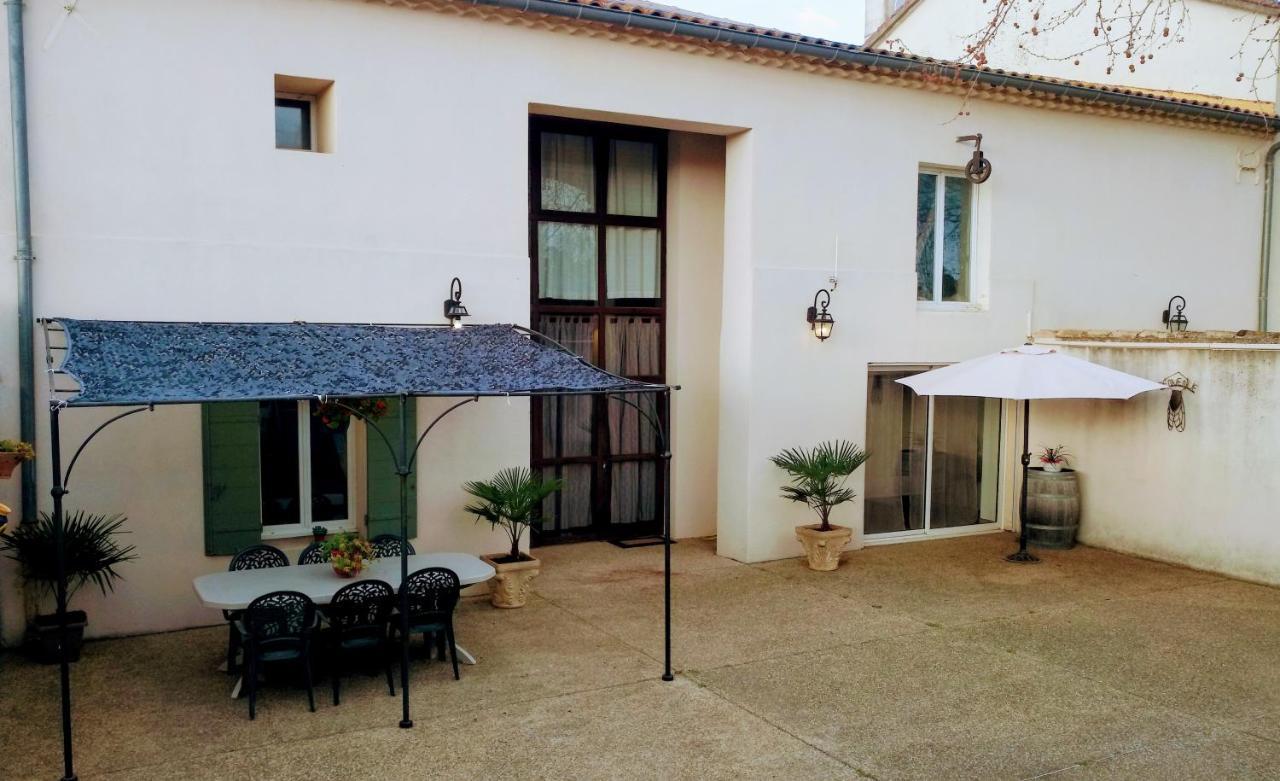 Les Gites Du Mas Canillac Châteaurenard Esterno foto