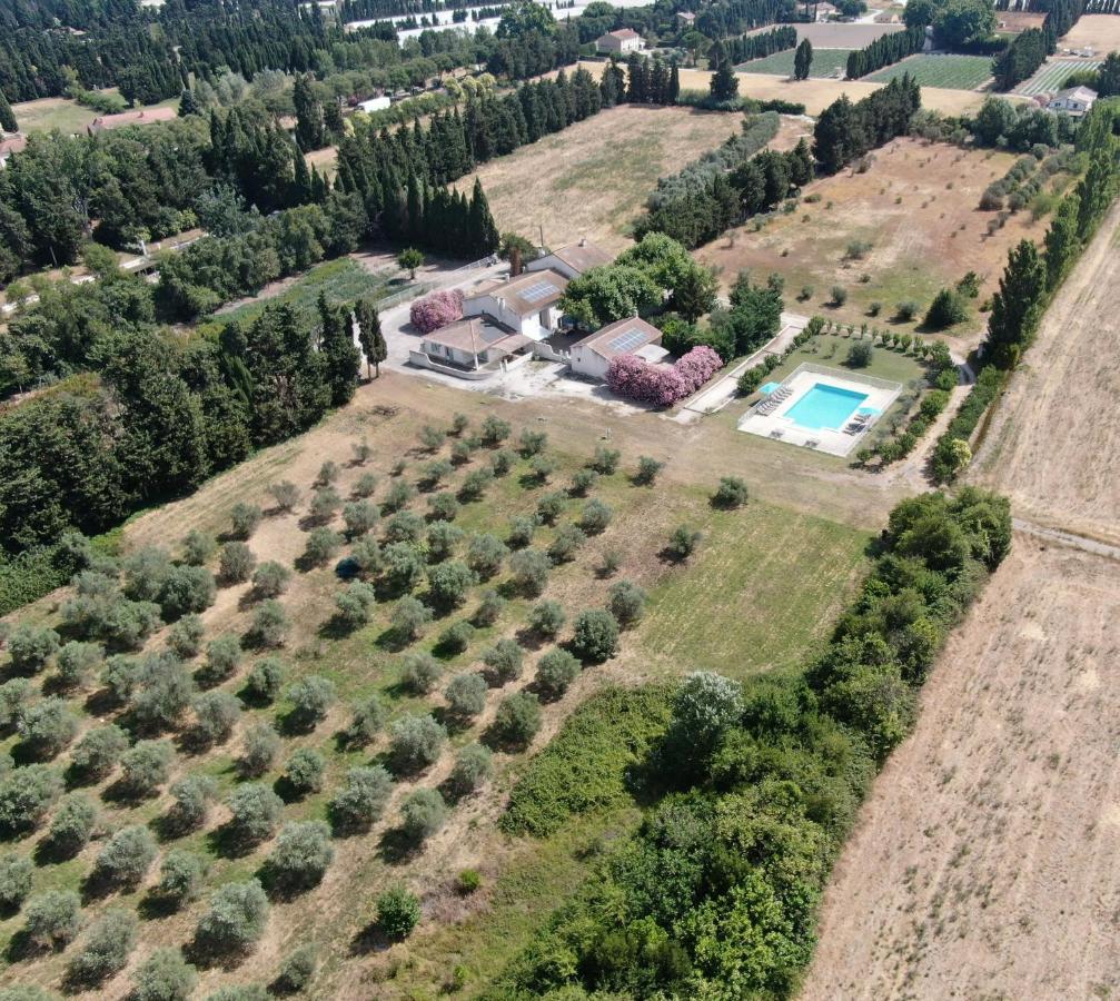Les Gites Du Mas Canillac Châteaurenard Esterno foto