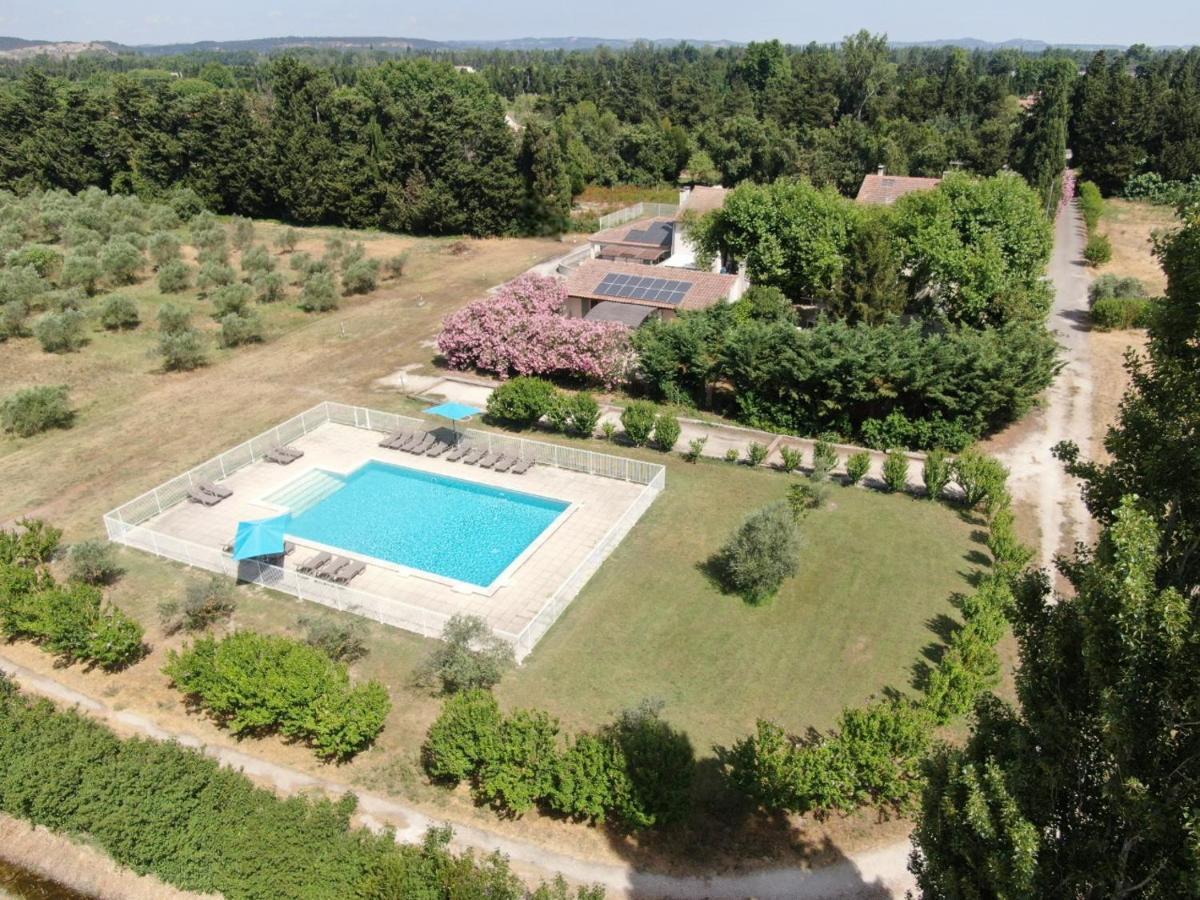 Les Gites Du Mas Canillac Châteaurenard Esterno foto