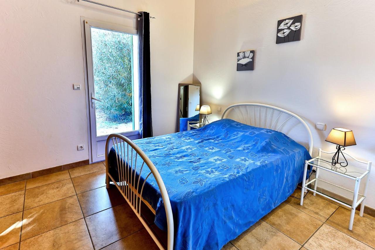 Les Gites Du Mas Canillac Châteaurenard Esterno foto