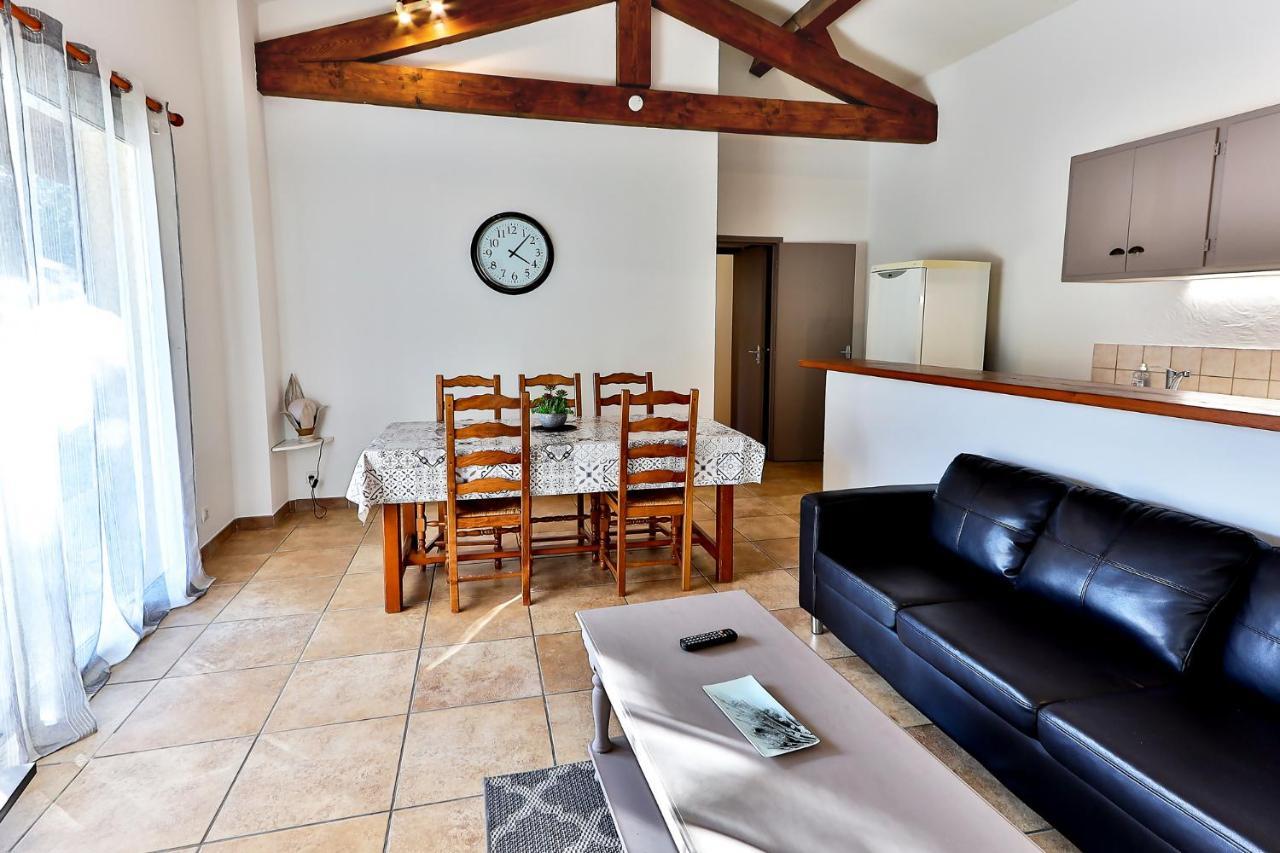 Les Gites Du Mas Canillac Châteaurenard Esterno foto