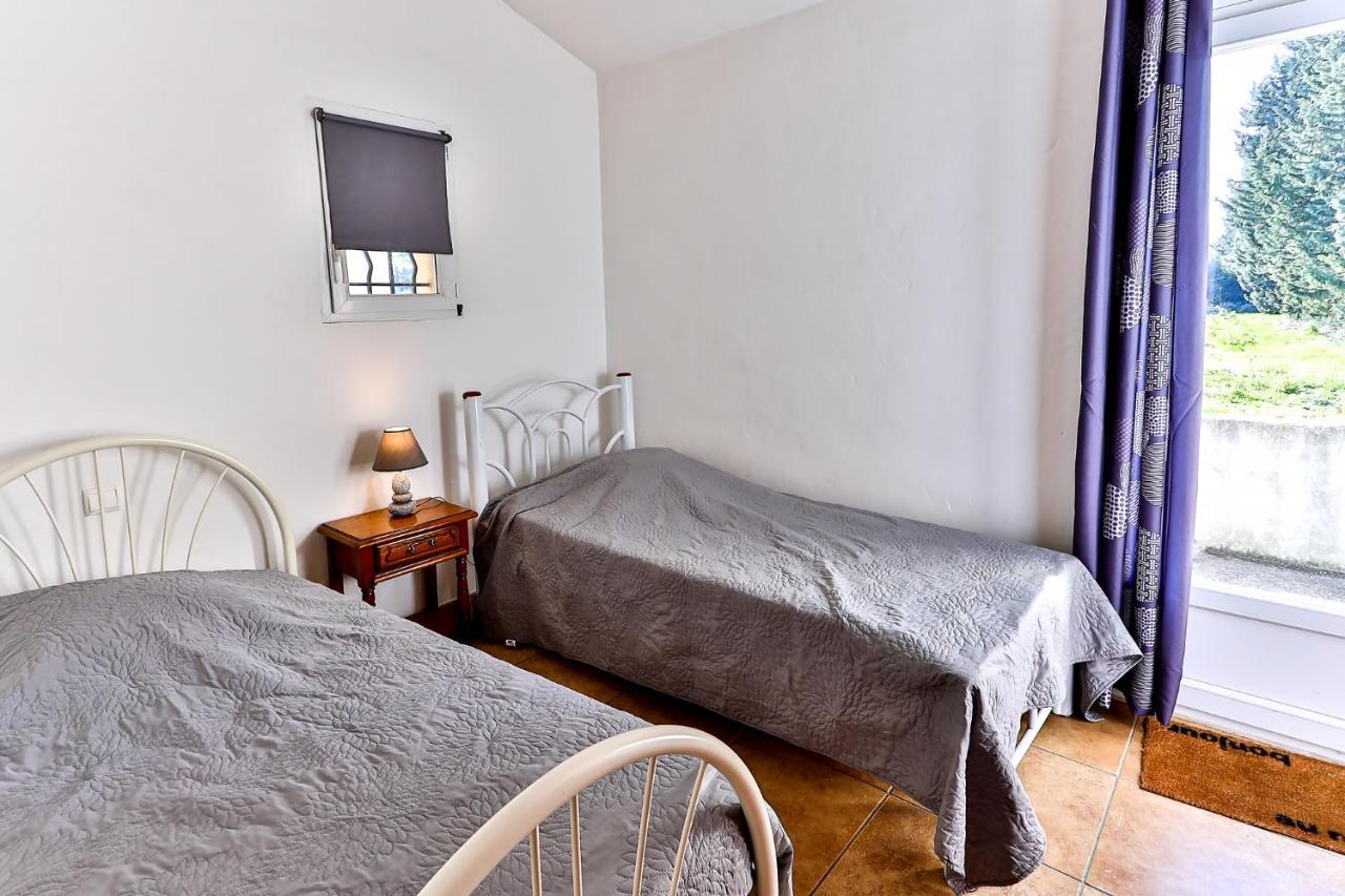 Les Gites Du Mas Canillac Châteaurenard Esterno foto